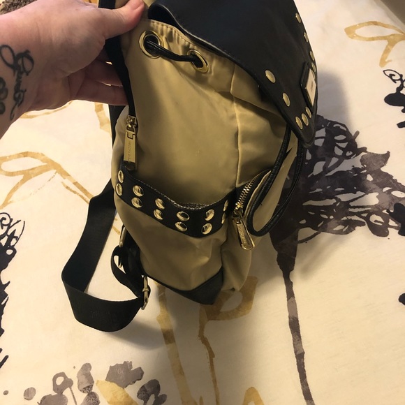 Steve Madden Gold Backpack - Picture 2 of 5